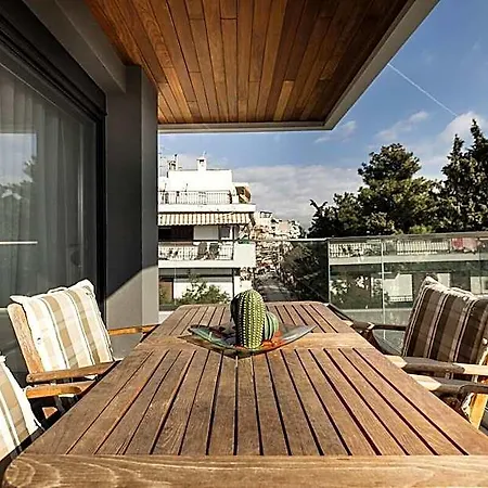 Cozy In Kalamaria,